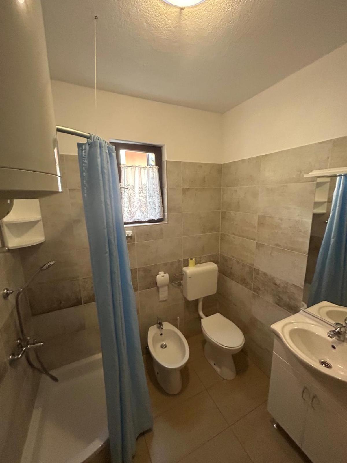 Apartmani Mate Vrban Karlobag Extérieur photo